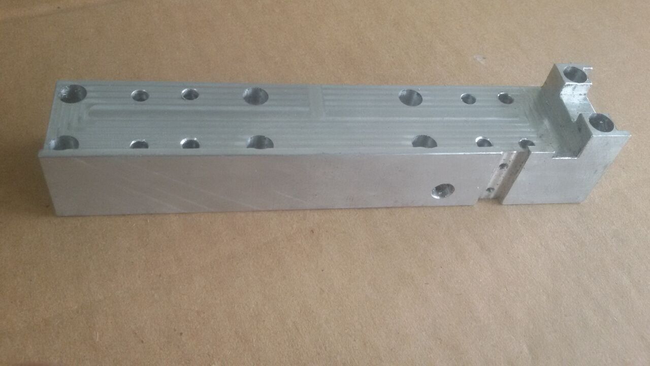 鈑金加工廠